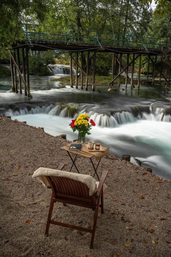 Willa Waterfall Glamping Cabin Bihać Zewnętrze zdjęcie